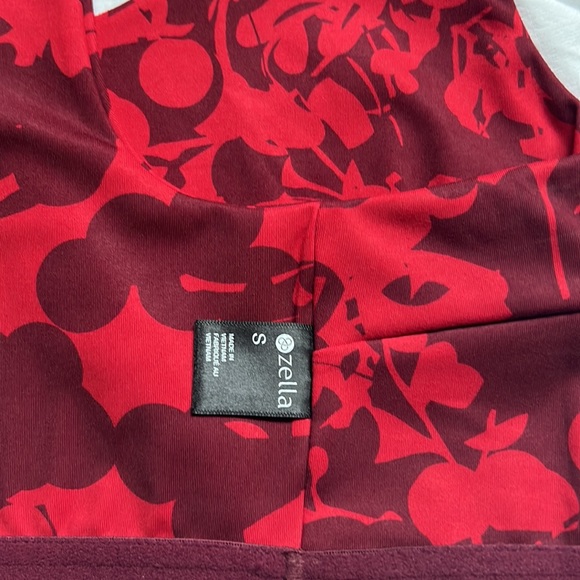 Zella Floral Sports Bra - Picture 9 of 9